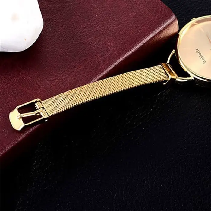 Offre spéciale de luxe femmes montres de mode montre en or
