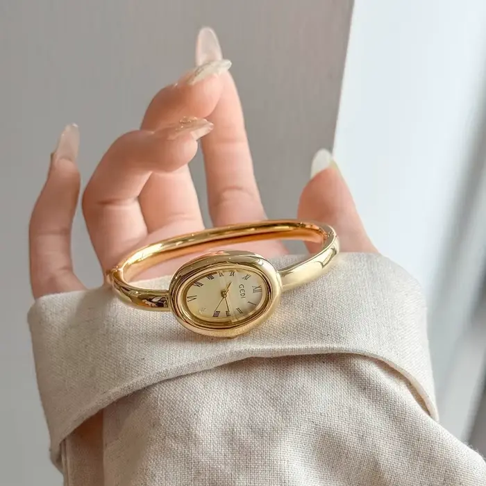Montre pour femme Bracelet minimaliste en or horloge