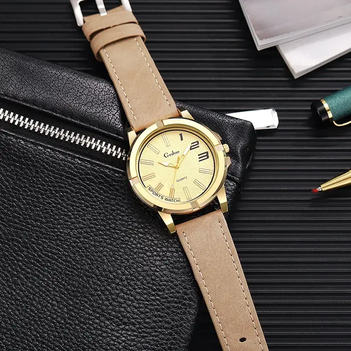 Grand cadran nouveauté mode décontracté hommes montre à Quartz 2025 haute qualité bracelet en cuir