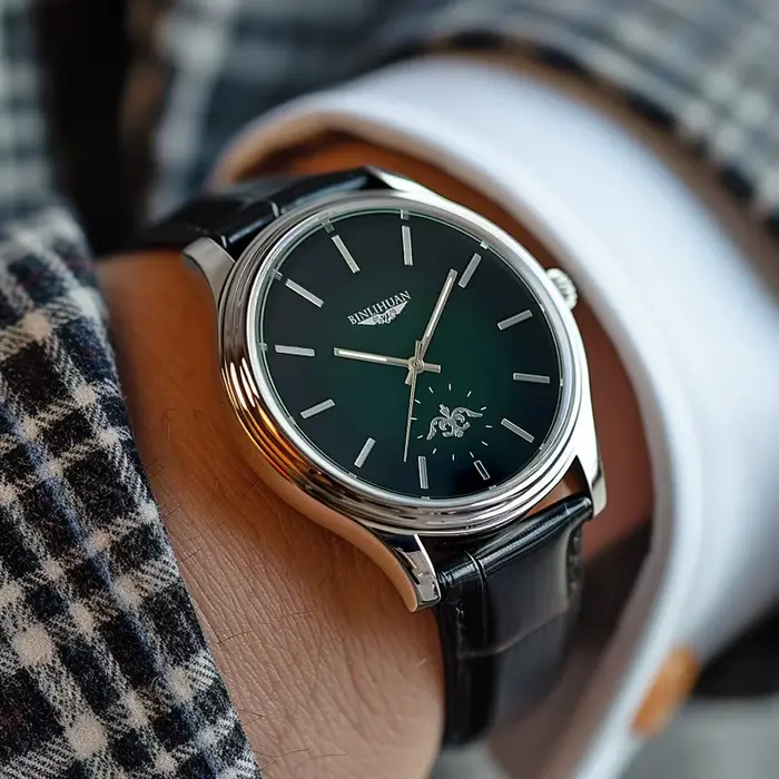 Montre homme quartz décontractée et élégante pour hommes avec bracelet en cuir pour occasions spéciales et mode