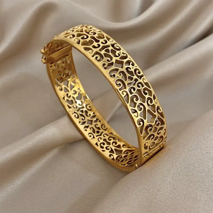 DODOHAO 4 Styles rétro couleur or Bracelet en acier inoxydable femmes classique creux fleur feuille large