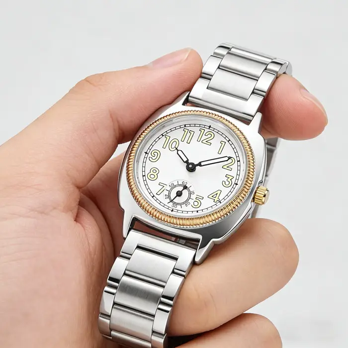 Montre pour femme, élégante et raffinée
