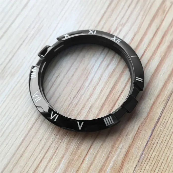 Lunette de montre en céramique