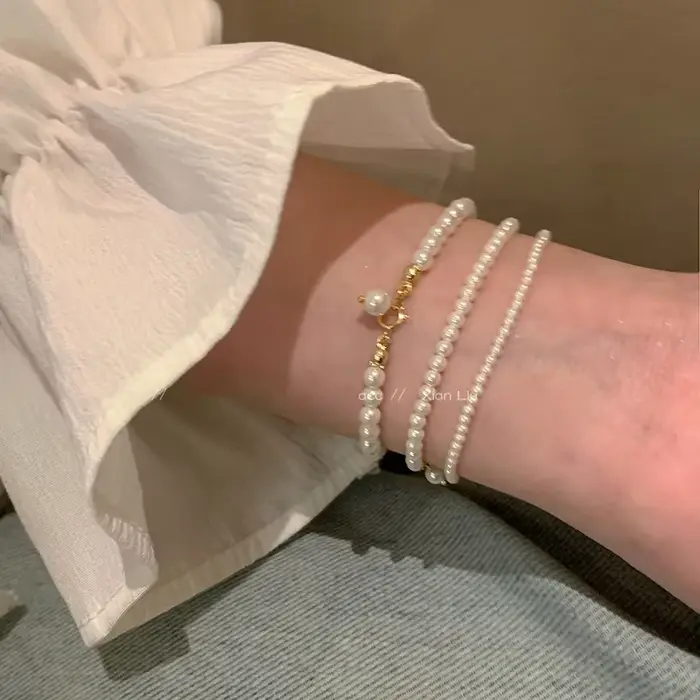 Bracelets à breloques en perles dorées pour femmes