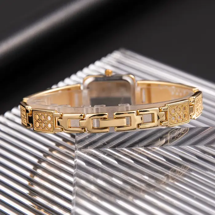 Montres-bracelets rectangulaires de luxe pour femmes