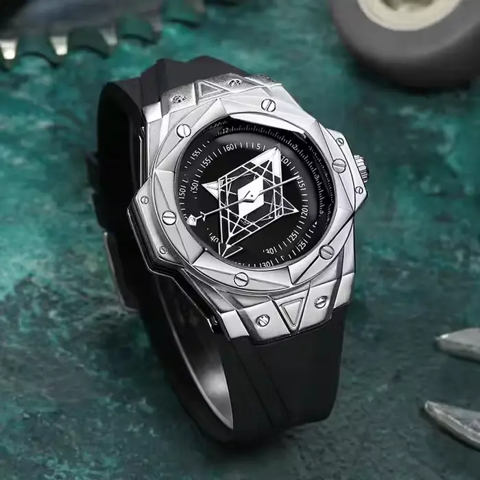 Montres Couple à Quartz avec Étoile Rotative Design Unique Bracelet en Silicone Argenté Étanche Occasions Spéciales Cadeau Fête