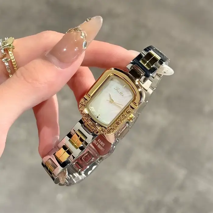 Montre carrée haut de gamme pour femmes