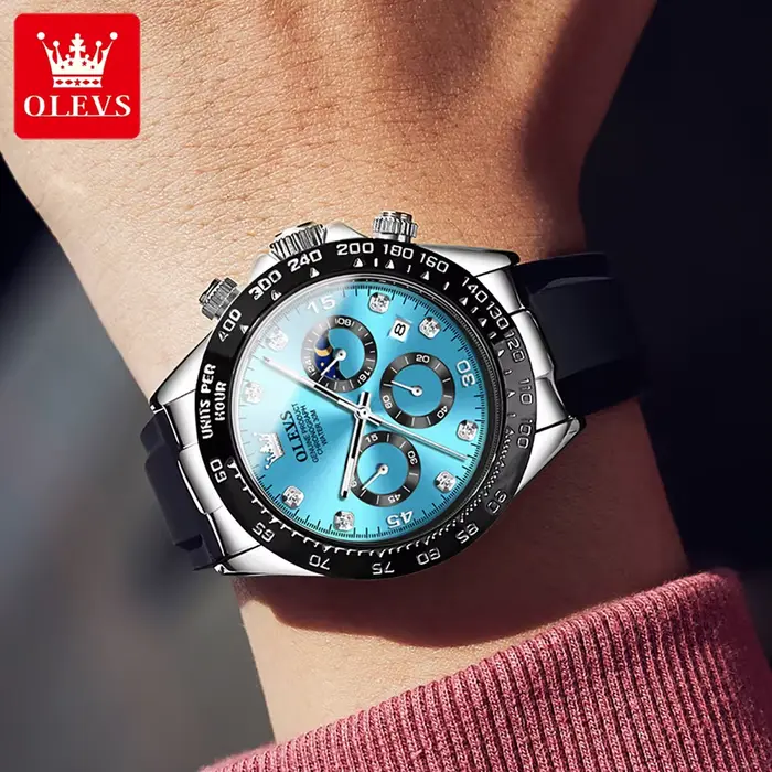 Montre en alliage avec bracelet silicone chronographe résistante à l'eau pour hommes occasions spéciales sportives et formelles