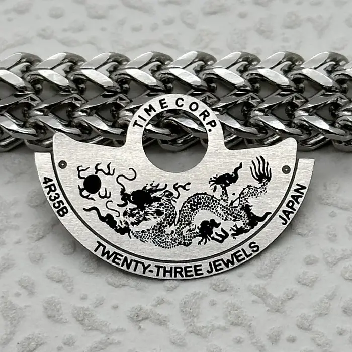 La plaque métallique du rotor de style marteau automatique NH35 est compatible avec les rotors des mouvements NH34