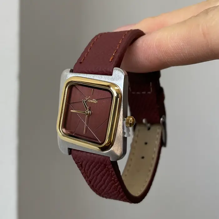 Montre bordeaux en cuir de qualité supérieure, Design, nouvelle collection 2026, montre à Quartz de 