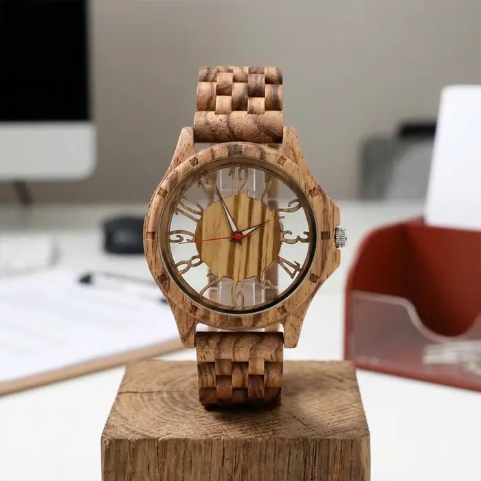 Montre en bois pour homme à grand cadran