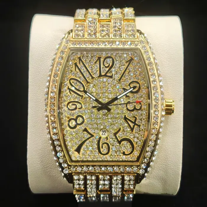 UNIGUET or glacé montres homme mode Quartz montre-bracelet Hip Hop diamant Bling AAA bijoux montre pour hommes Relogio Masculino