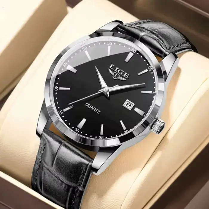 Montre en acier inoxydable et cuir pour homme style militaire élégant résistant à l'eau pour occasions spéciales
