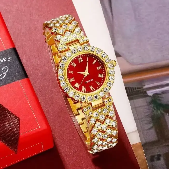 Montre de Luxe Dorée pour Femme
