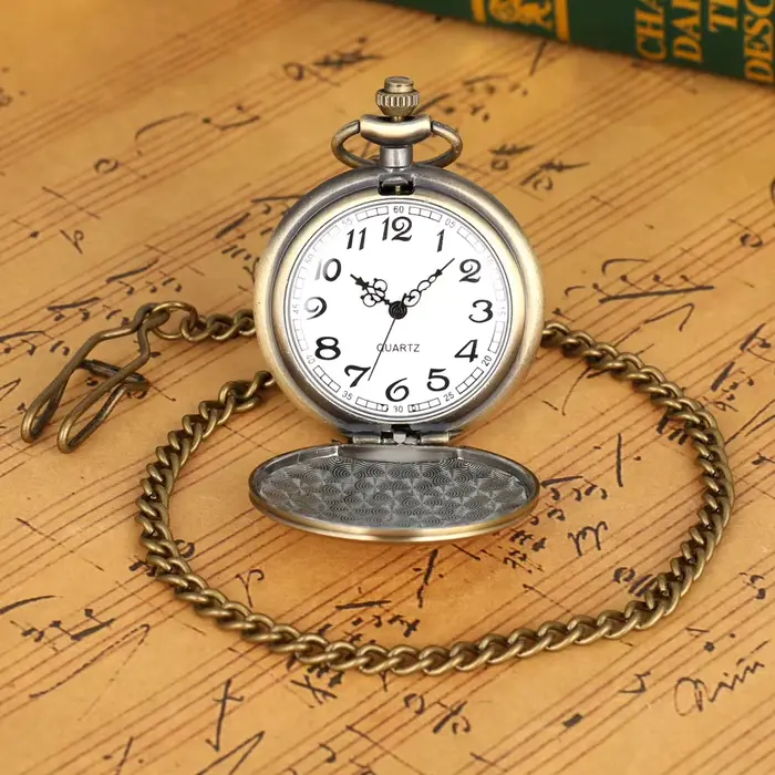 Nouvelle montre de poche vintage noire et dorée brillante, montre de poche universelle en alliage à 