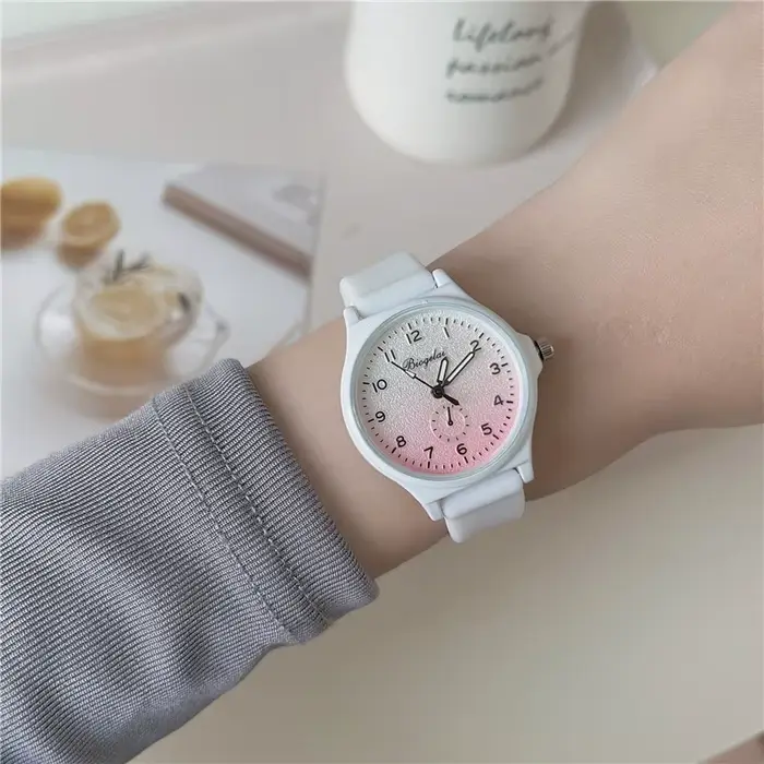 Montre rétro pour femme