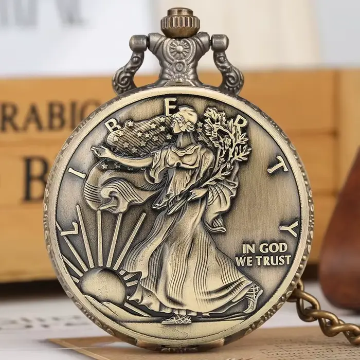 Montre de poche à Quartz à collectionner, Statue de la liberté en Bronze Antique, motif de pièce de 