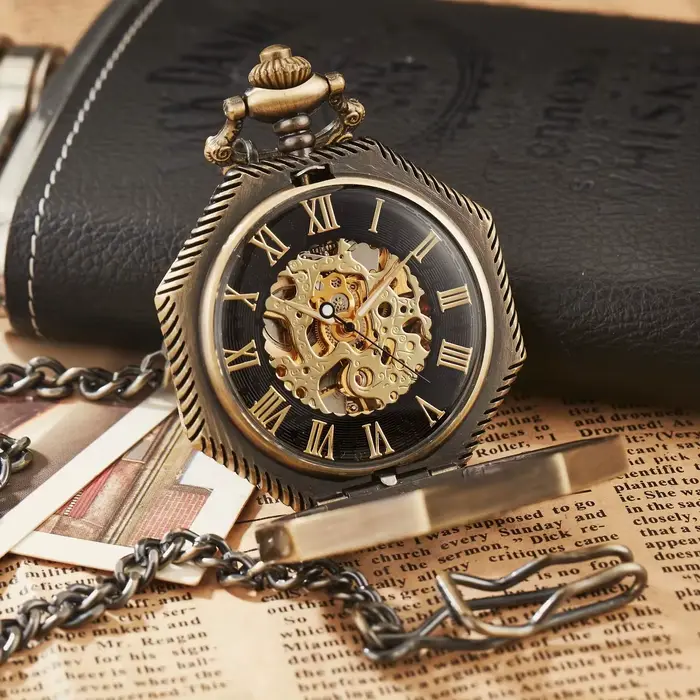 Montre de poche mécanique hexagonale classique avec chaîne FOB