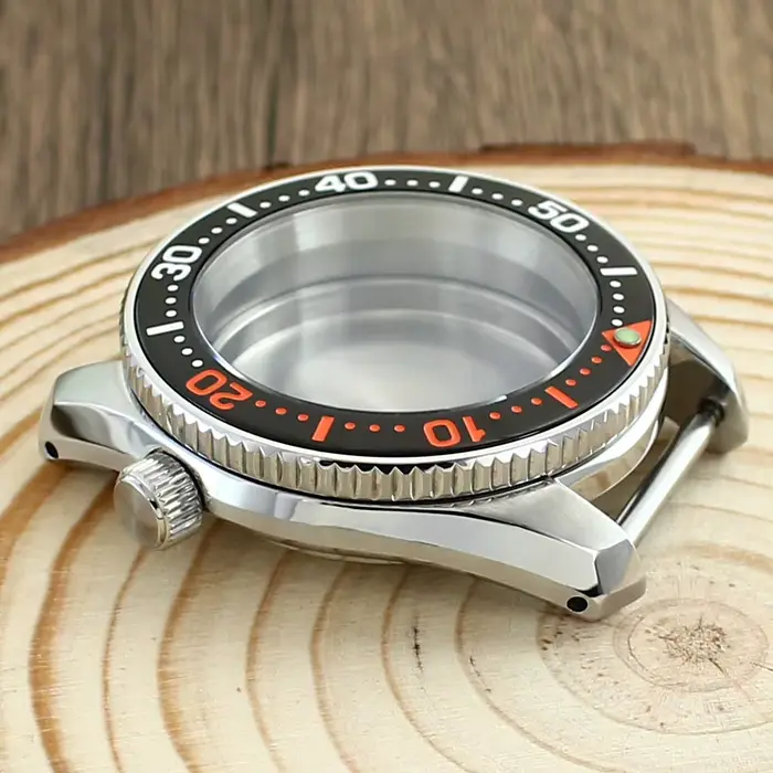 Boitier de montre Fanya losch SKX PROSPEX SPB385J1 en acier inoxydable avec verre saphir pour mouvements Seiko robuste et élégant pour homme occasions sportives et formelles