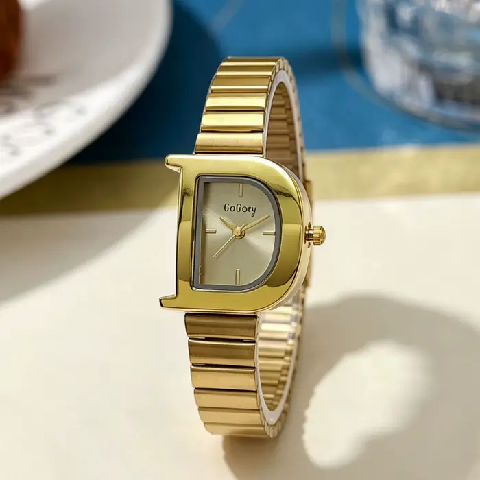 Montre pour femme en forme de D, montre rétro pour femme, montre à quartz