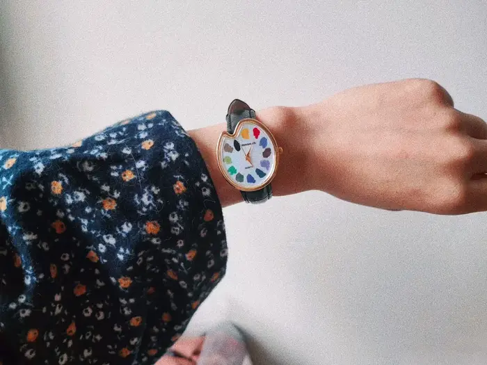 Montre à quartz carrée en cuir