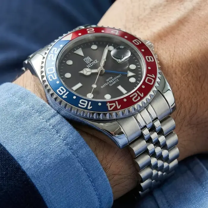 Montre GMT à lunette bicolore NDNZ