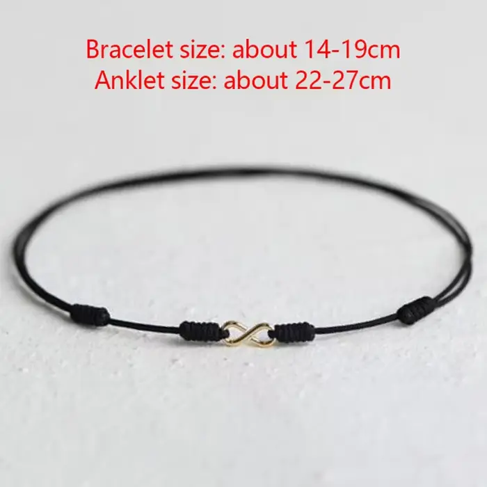 Bracelet en corde rouge tressé à la main