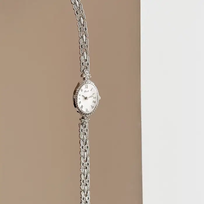 GEDI montre en or élégante 2026 montres cadran ovale exquise montres de mode à Quartz pour les femme
