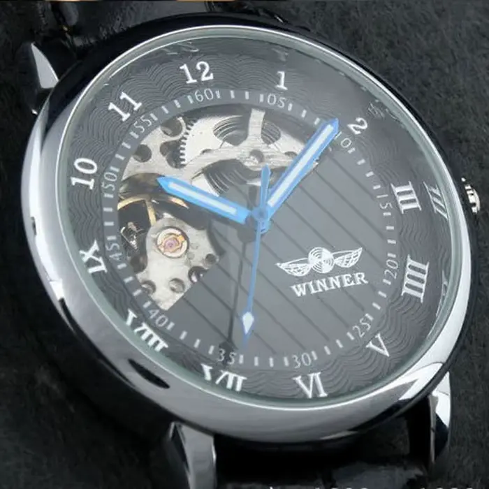 Gagnant célèbre marque mécanique chaude populaire pour hommes homme mode décontracté classique squelette montres cadran en or bracelet en cuir