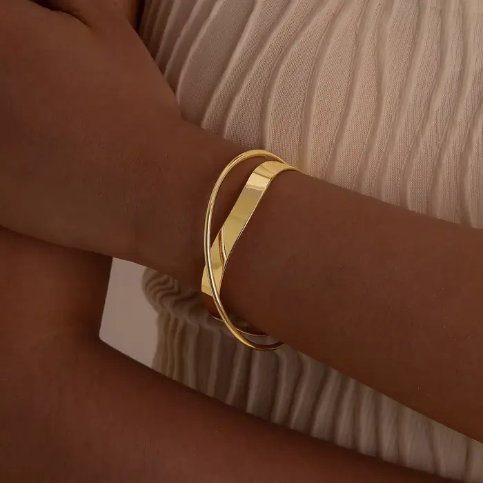 Bracelet manchette pour femmes