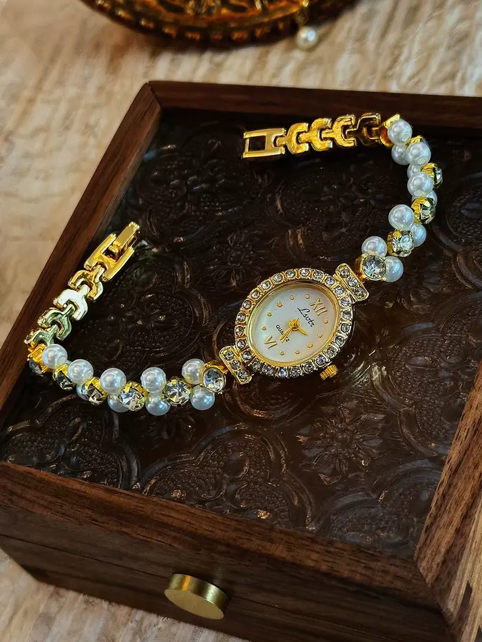 1 Nouvelle montre luxueuse pour femme avec incrustations de perles et de strass