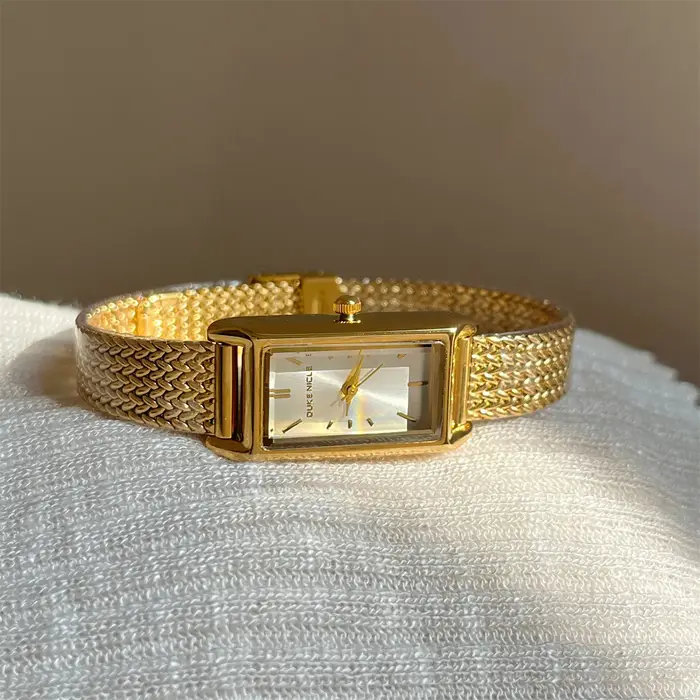 Montre femme pour filles Quartz Reloj Mujer argent bleu or vert Orologio dames montre-bracelet Simple Vintage Rectangle en forme d'horloge