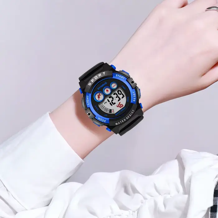 SYNOKE Montre de Sport Électronique Étanche pour Enfants Horloge Numérique avec Chronomètre et Fonction Alerte Occasions Spéciales Garçons Filles