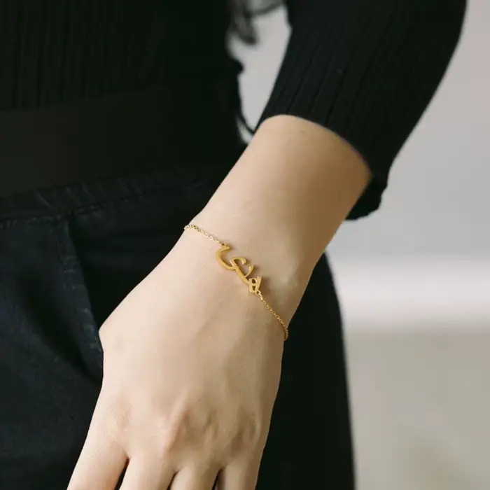 Bracelet personnalisé avec nom arabe pour femmes et hommes
