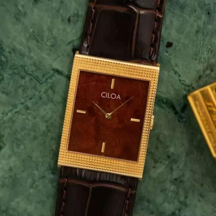 Montre-bracelet homme quartz carrée résistante à l'eau pour hommes occassions spéciales carrière sportive