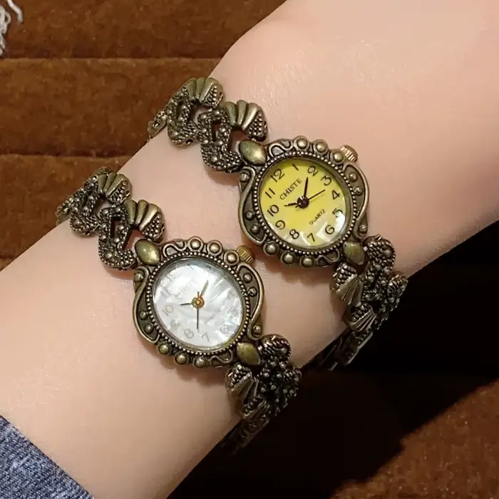 Montre à Quartz analogique en or Vintage chiffres arabes exquises cadran Montre-bracelet dames montres pour femmes