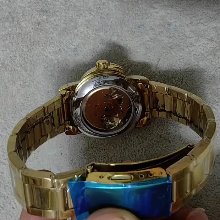 Nouvelle mode élégante rose or squelette montre automatique pour les femmes