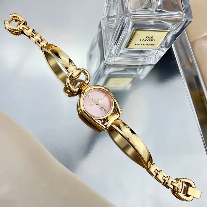 Montres pour femmes, style Mori