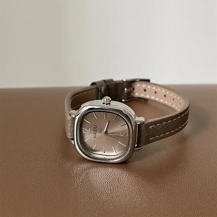 Montre de marque célèbre pour femmes