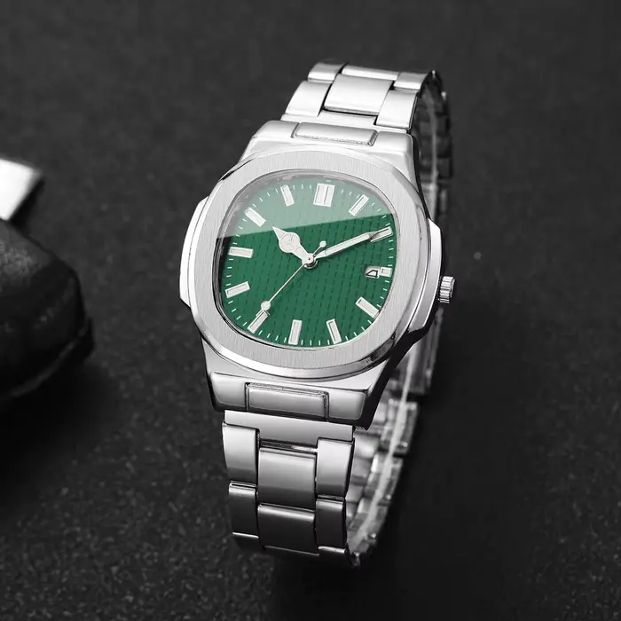 Montres d'affaires carrées de luxe pour hommes