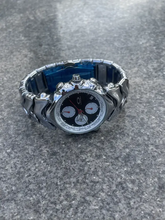 Montre classique rétro Y2K à trois aiguilles
