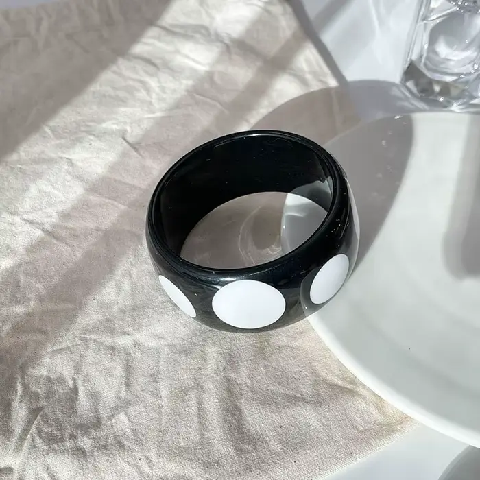 Bracelet en résine acrylique Fuchsia géométrique rond pour femmes occasions spéciales