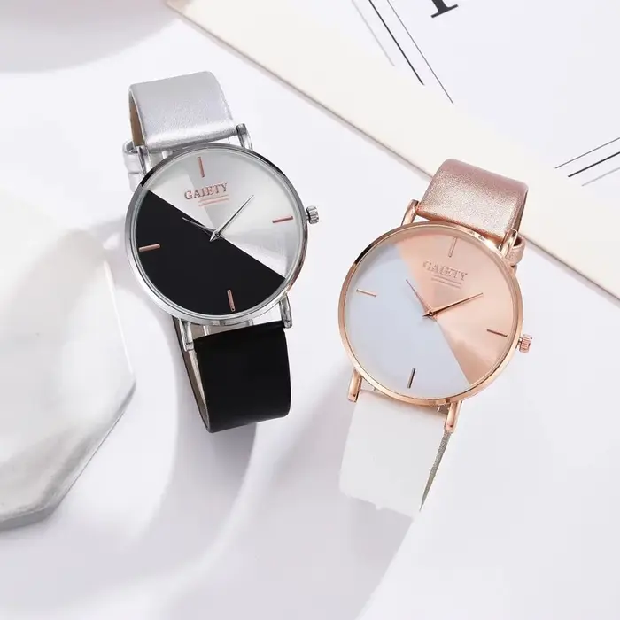 Montres en cuir or rose pour femmes