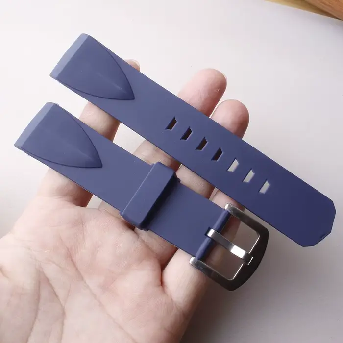 Bracelet de montre en silicone 22mm 24mm pour homme et femme, sportif, résistant à l'eau, adapté aux montres intelligentes, idéal pour toutes les saisons