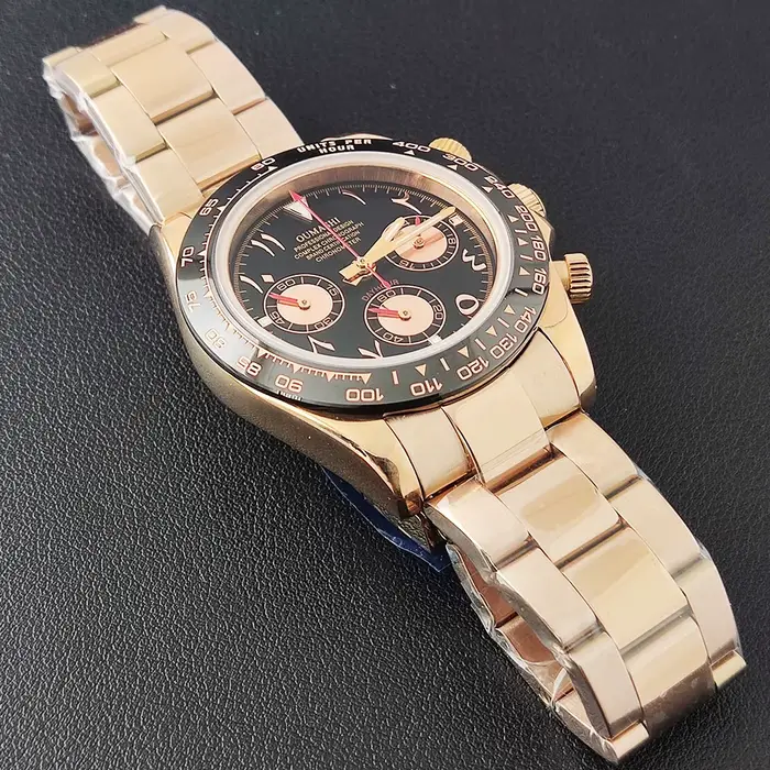 Montre OUMASHI en acier inoxydable avec chronographe résistante à l'eau pour hommes occassions spéciales