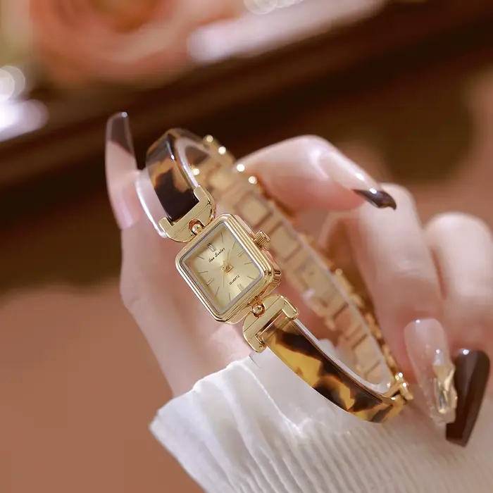 Bee Sister dames montres nouveau 2025 luxe écaille de tortue ambre