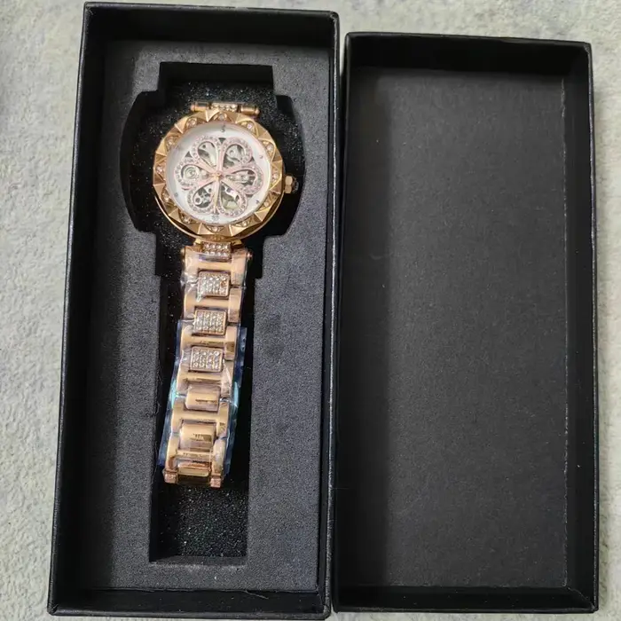 Montre pour Femme en or Rose mode Bling Quartz décontracté dame horloge