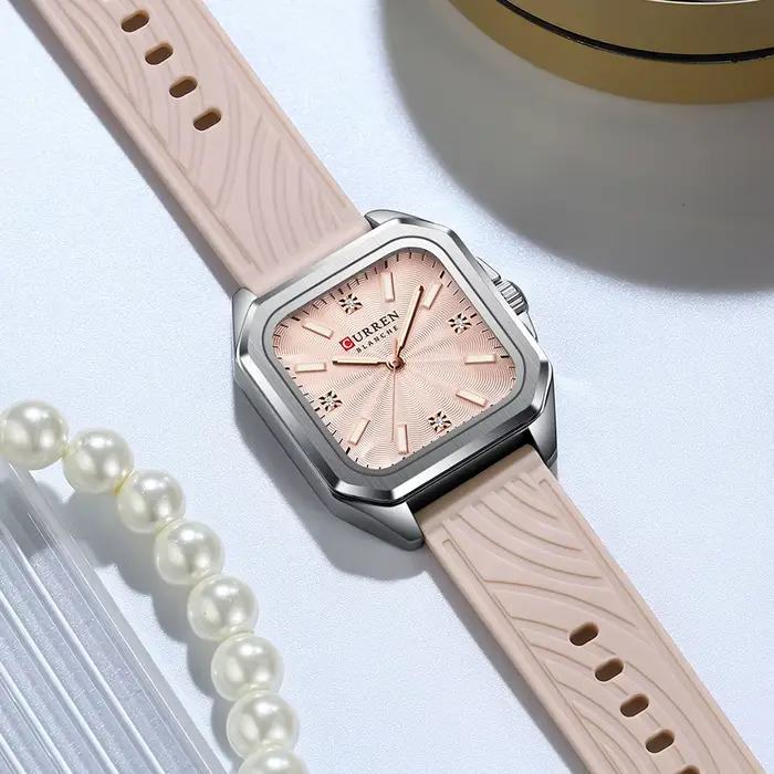 Montre femme pour infirmière design carré acier inoxydable facile à lire silicone multifonction quartz robuste professionnelle occasions spéciales