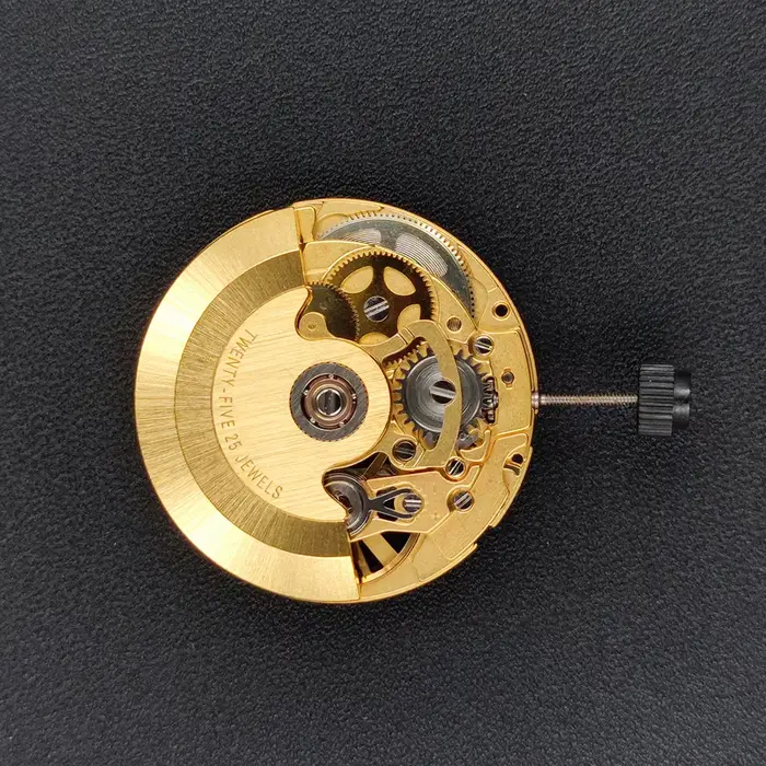 Montre mouvement automatique tricoté doré et métal argenté avec roue de date polices variées pour homme et femme occasions spéciales
