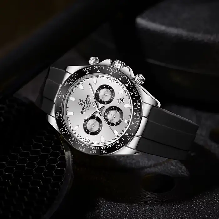 Montre Naviforce NF8054 Quartz Résistante à l'Eau Chronographe pour Hommes Occasions Spéciales Activités Physiques